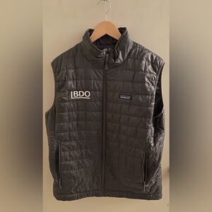 Large grey Patagonia nano puff vest. In great condition.
